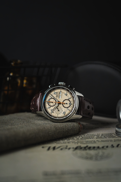 Zegarek męski Atlantic 55853.41.95 z beżową tarczą, stalową kopertą na brązowym pasku sk&oacute;rzanym